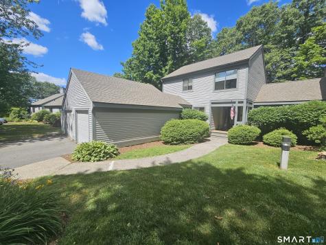 11 Strathmore Lane Avon CT 06001