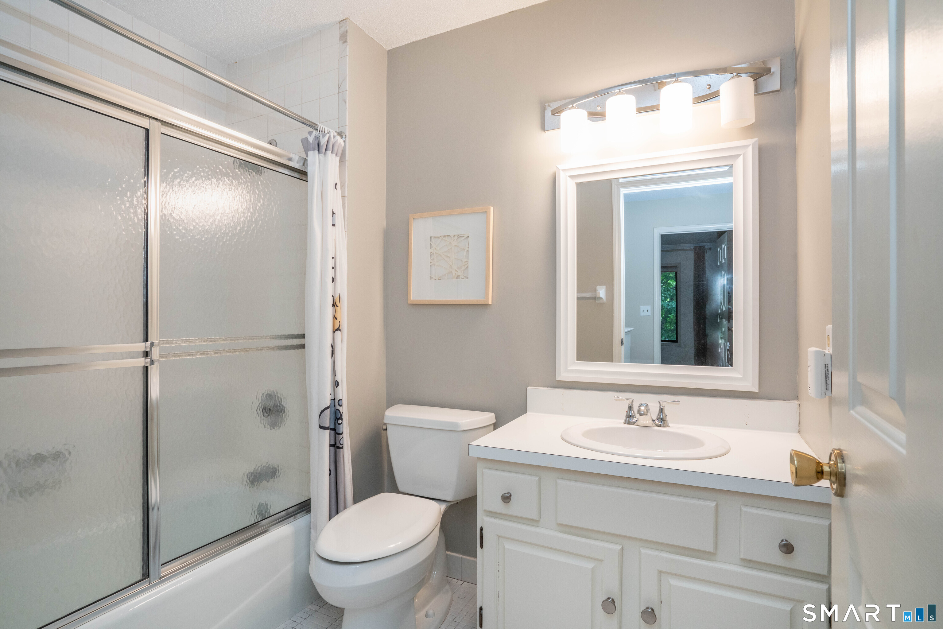 11 Strathmore Lane Avon CT 06001