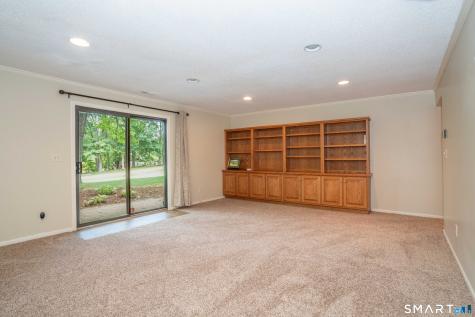 11 Strathmore Lane Avon CT 06001