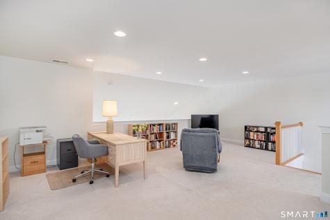 23 Woods Lane Newtown CT 06470