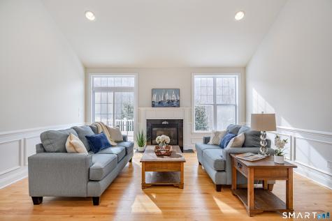 23 Woods Lane Newtown CT 06470