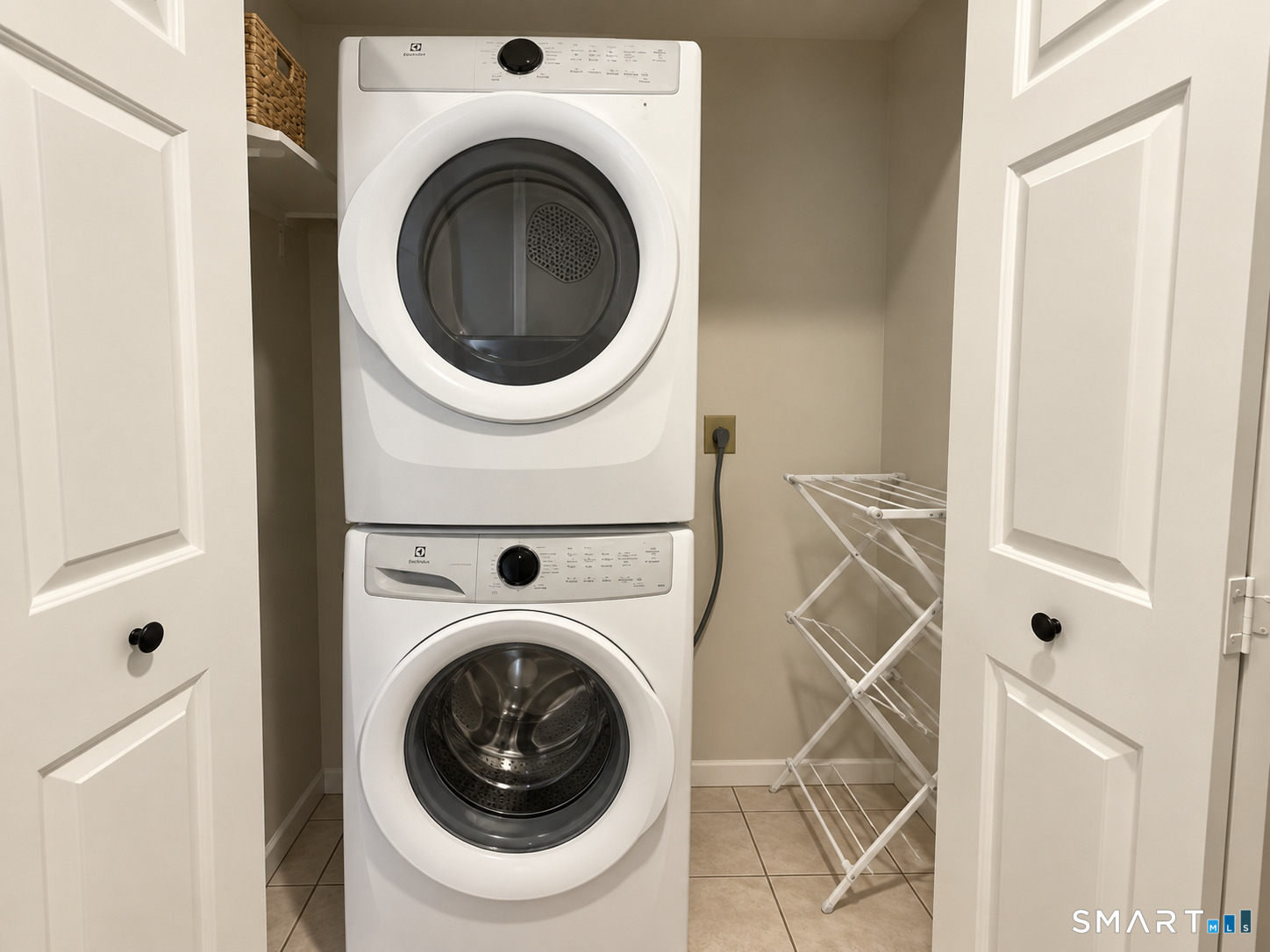 55 Glenrock Norwalk CT 06850