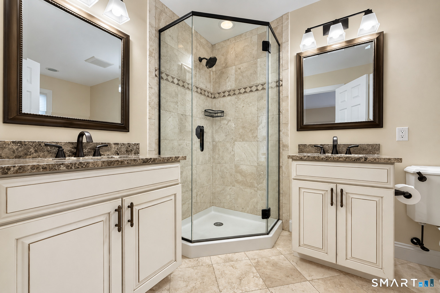 19 Orwich Court Danbury CT 06810