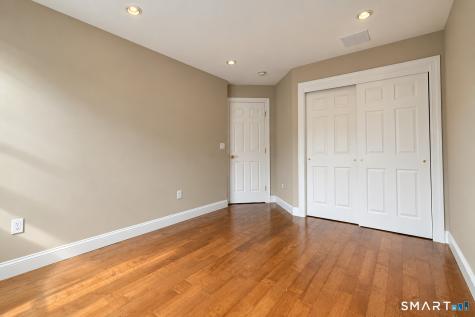19 Orwich Court Danbury CT 06810