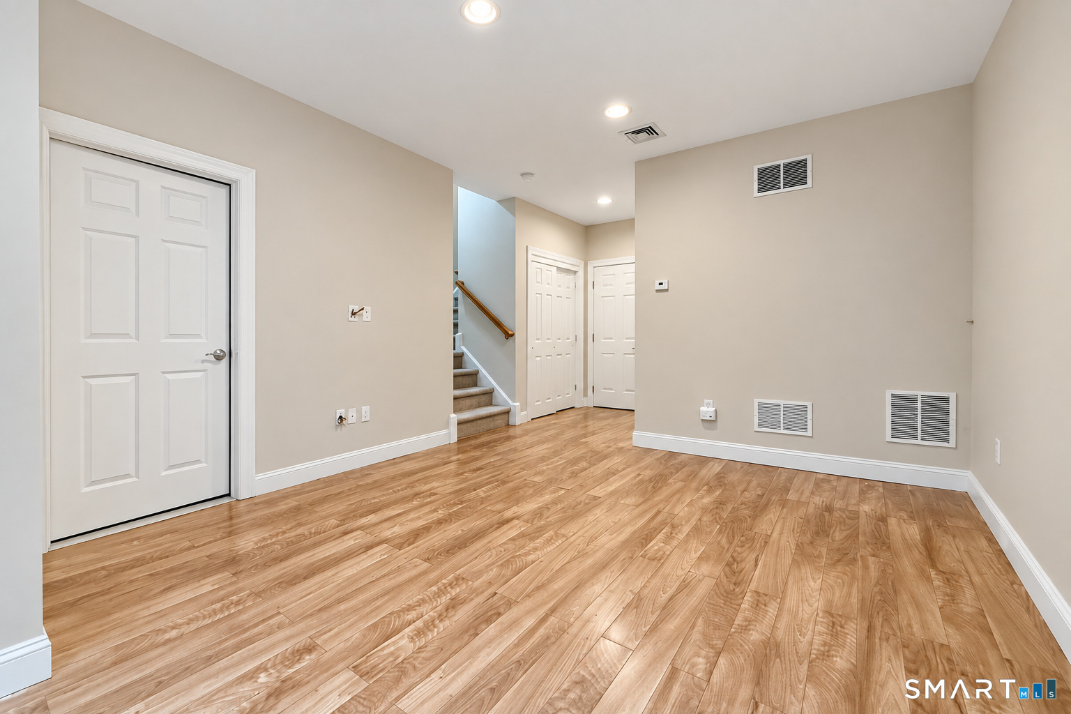 19 Orwich Court Danbury CT 06810