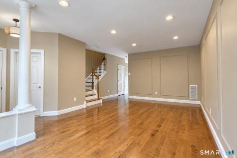 19 Orwich Court Danbury CT 06810