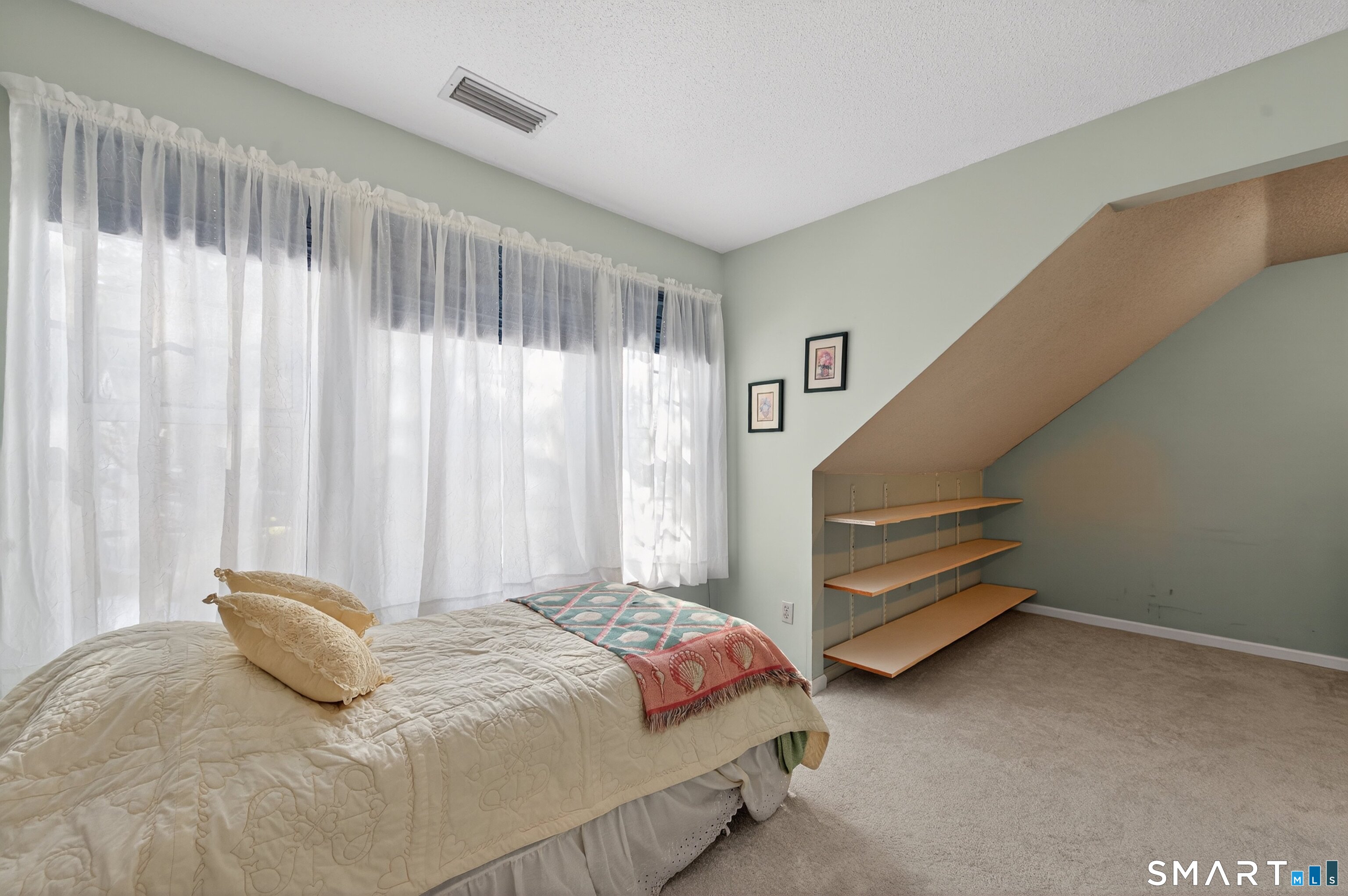 23 Chatsworth Road Granby CT 06035
