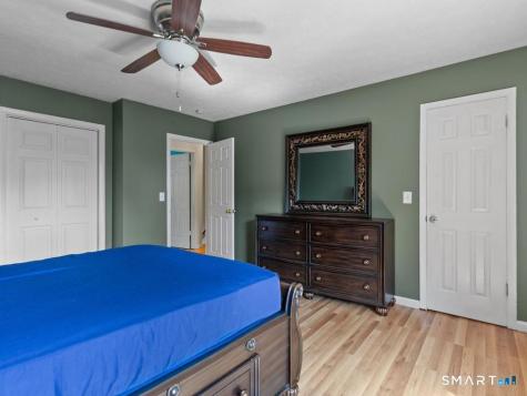 124 Lakeside Drive Bristol CT 06010