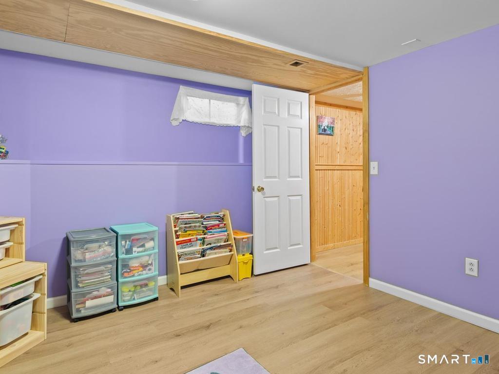 124 Lakeside Drive Bristol CT 06010
