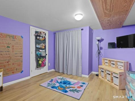 124 Lakeside Drive Bristol CT 06010
