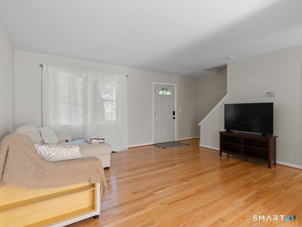 124 Lakeside Drive Bristol CT 06010