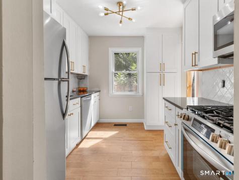 124 Lakeside Drive Bristol CT 06010