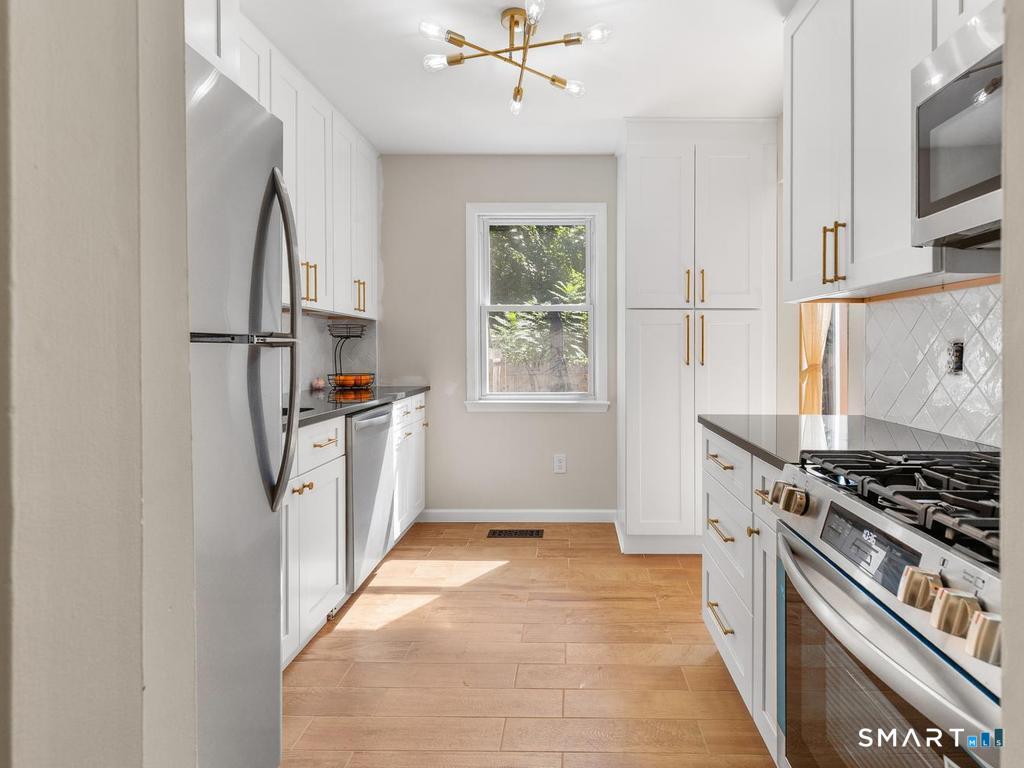 124 Lakeside Drive Bristol CT 06010