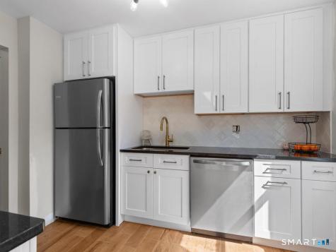 124 Lakeside Drive Bristol CT 06010