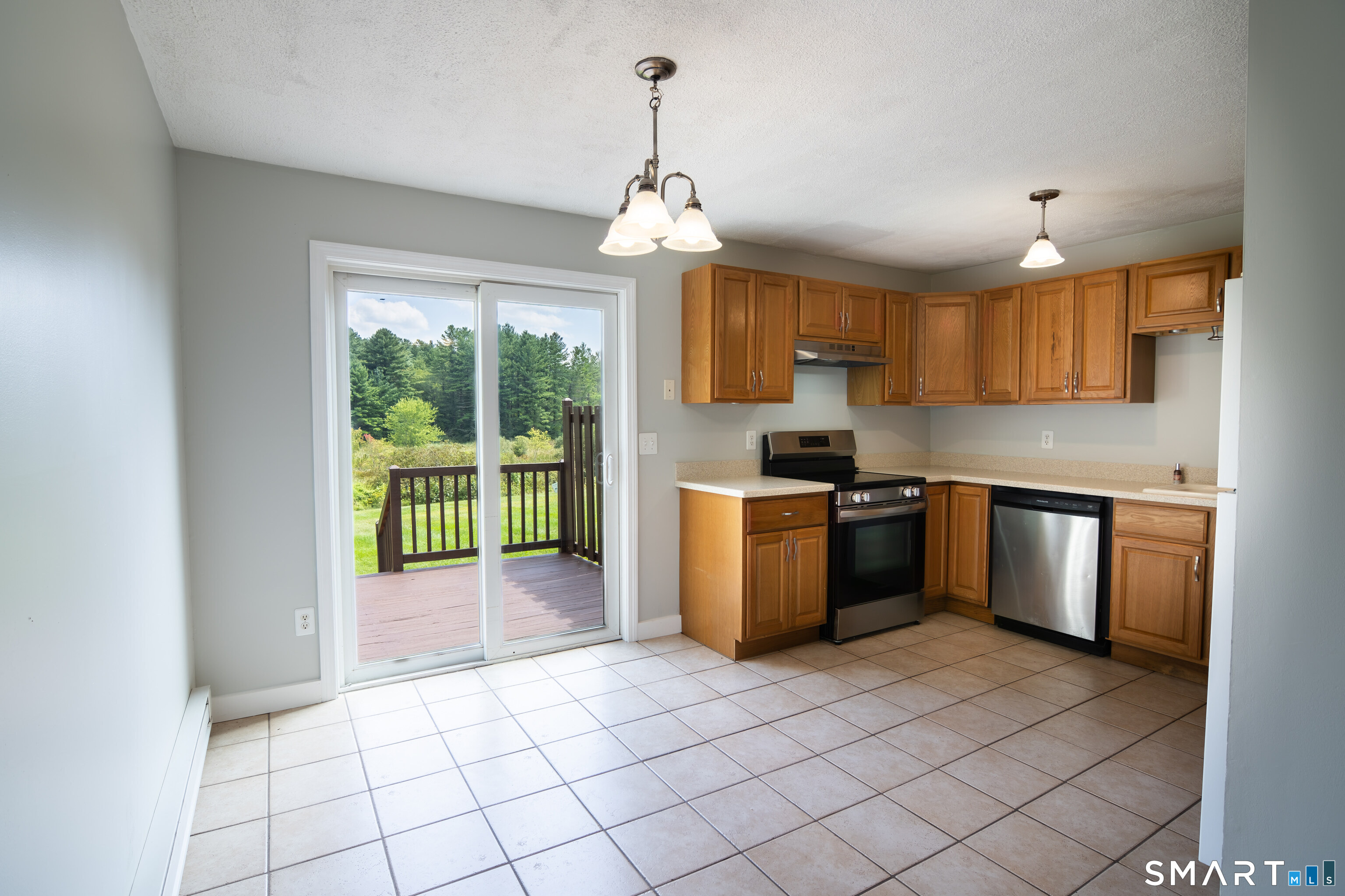 12 Fawn Ridge Woodstock CT 06281