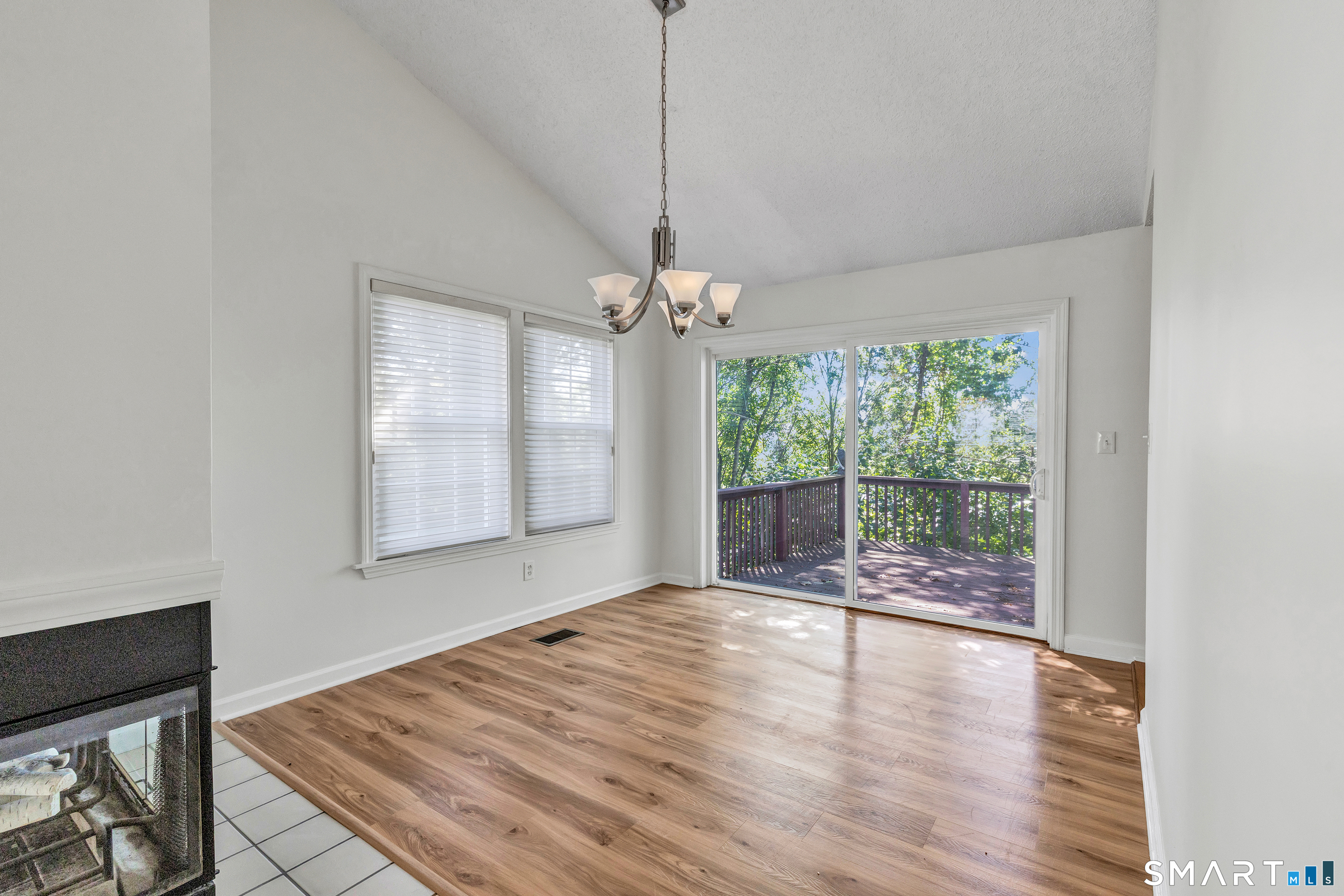 16 Rivendell Drive Shelton CT 06484