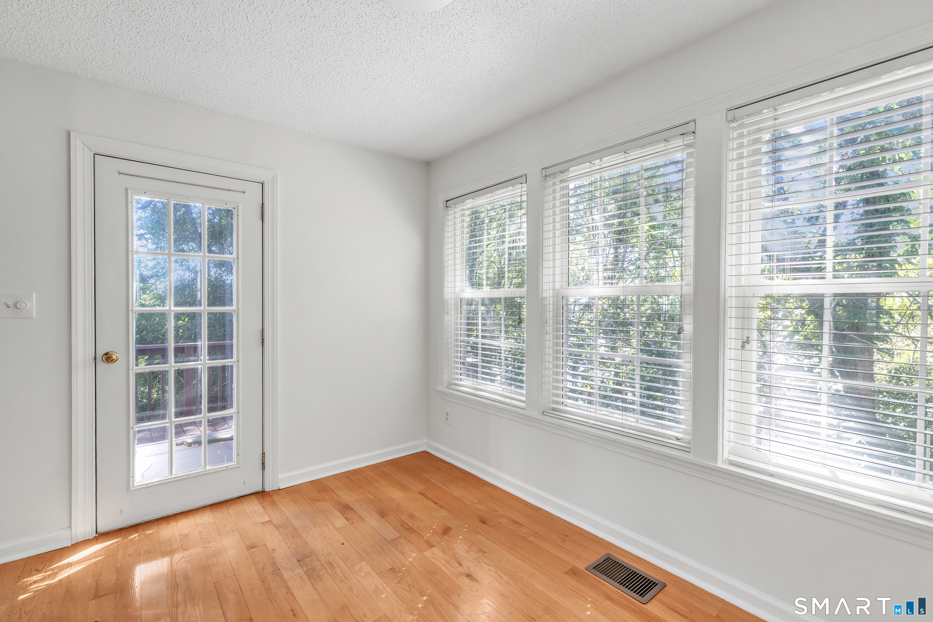 16 Rivendell Drive Shelton CT 06484