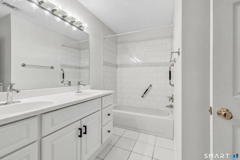 16 Rivendell Drive Shelton CT 06484