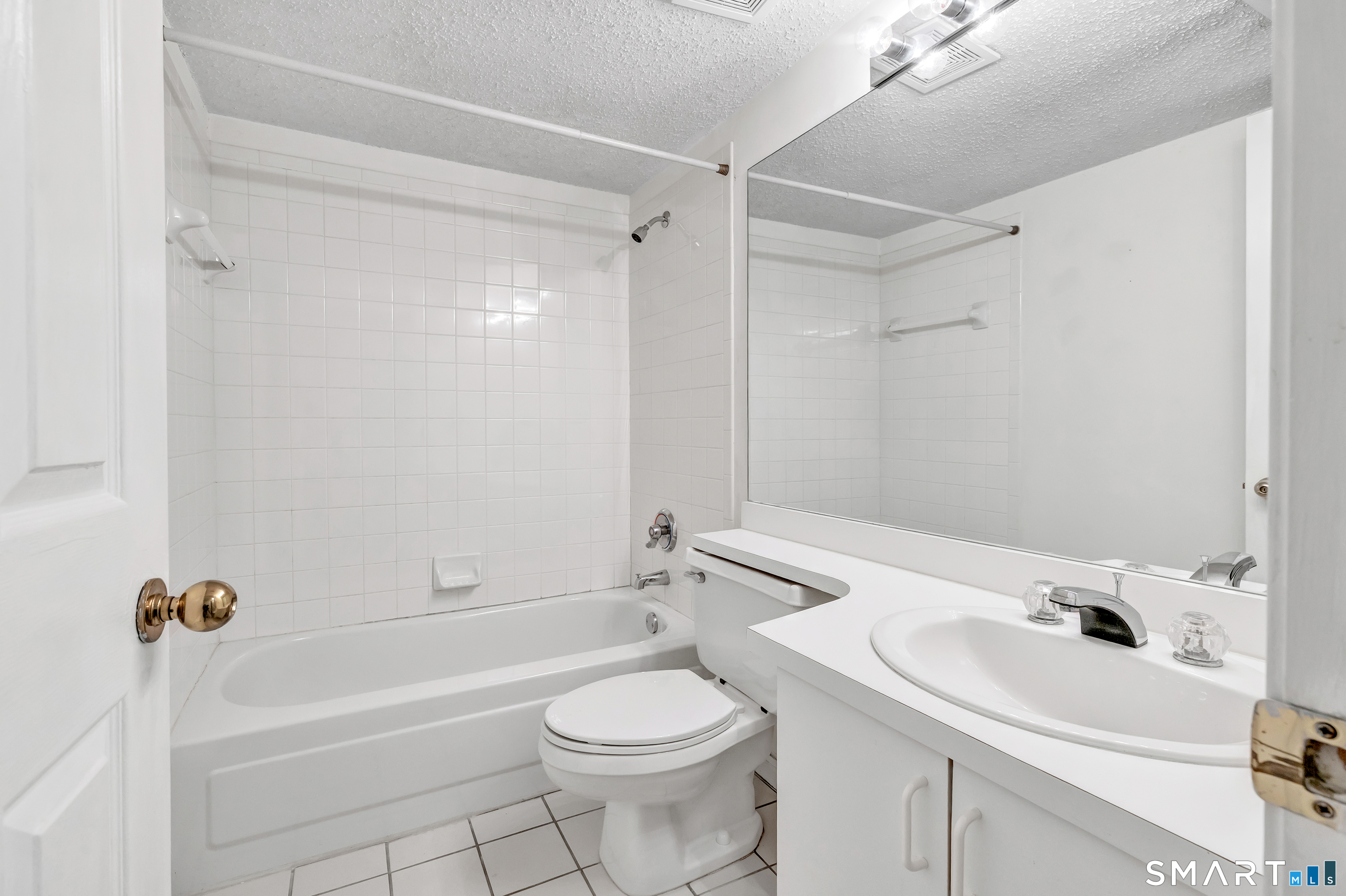 16 Rivendell Drive Shelton CT 06484