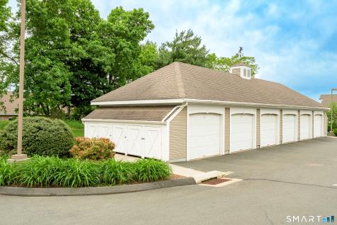 205 Wyndemere Court South Windsor CT 06074
