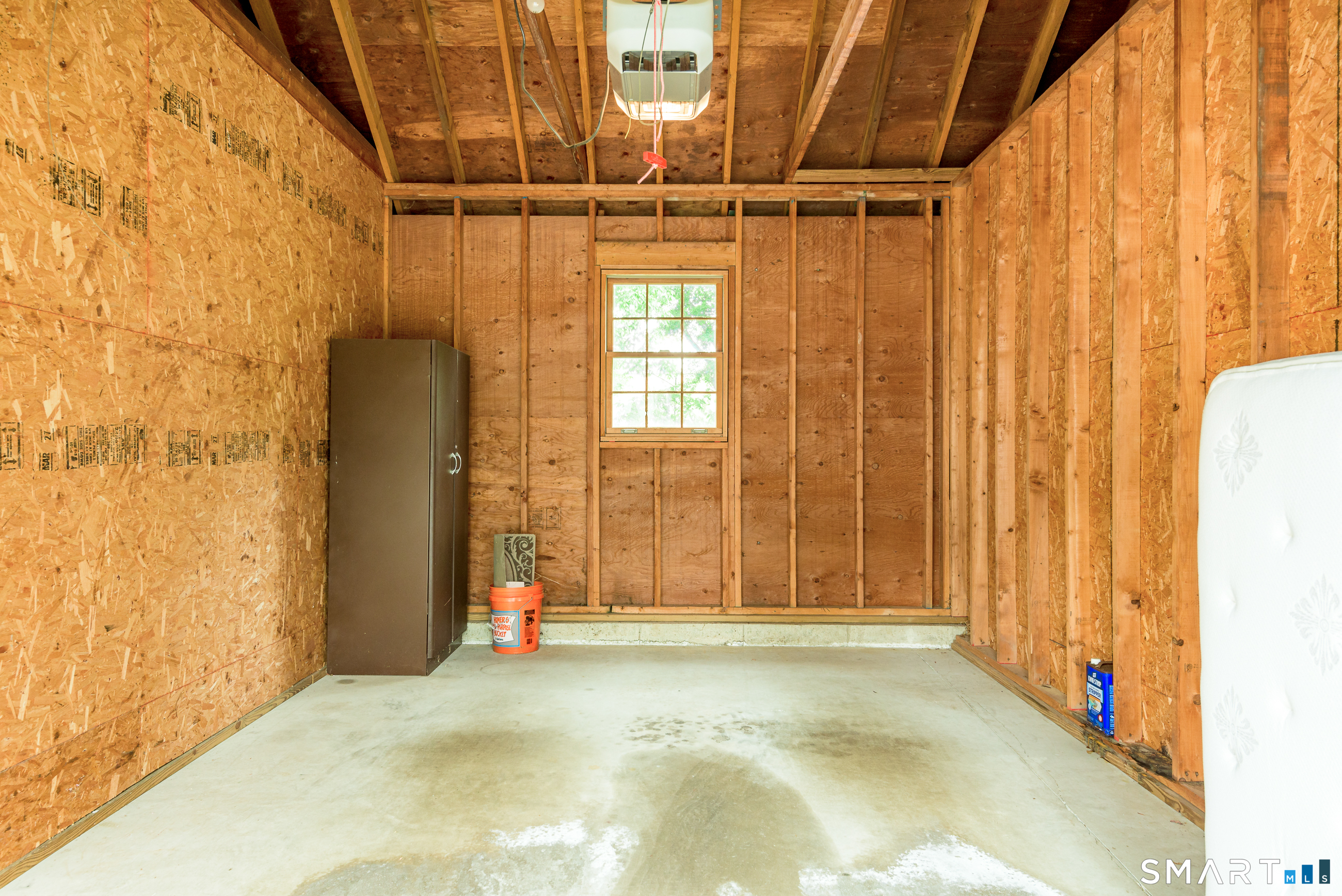 205 Wyndemere Court South Windsor CT 06074