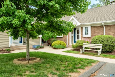 205 Wyndemere Court South Windsor CT 06074
