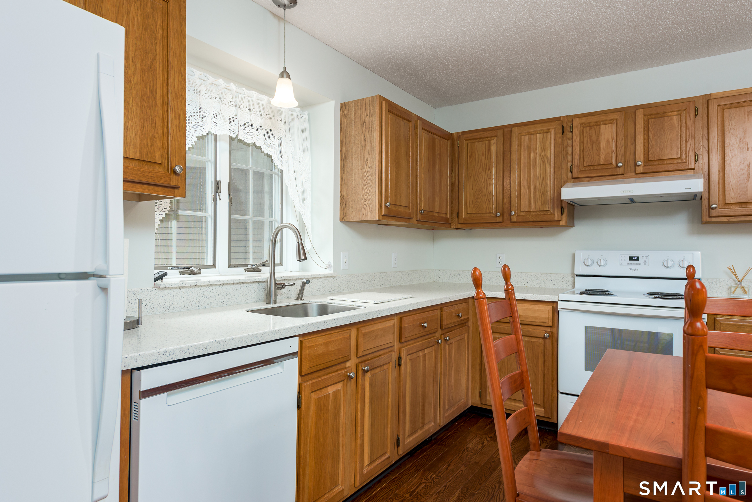 205 Wyndemere Court South Windsor CT 06074