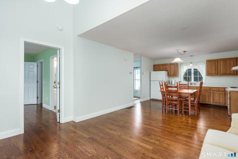 205 Wyndemere Court South Windsor CT 06074