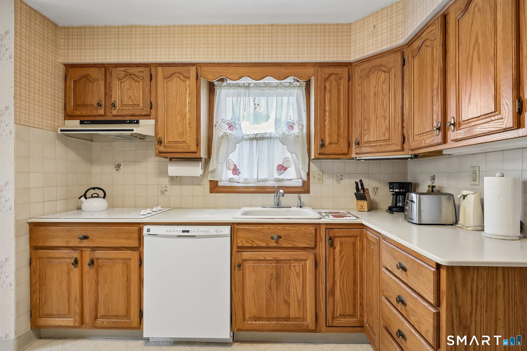 1279 New Britain Avenue West Hartford CT 06110