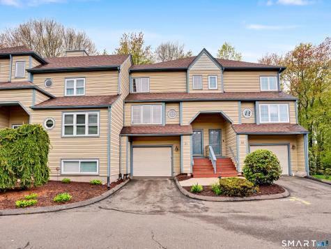 21 L Hermitage Drive Shelton CT 06484