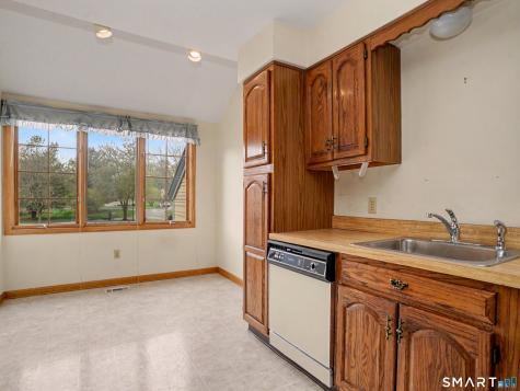 21 L Hermitage Drive Shelton CT 06484