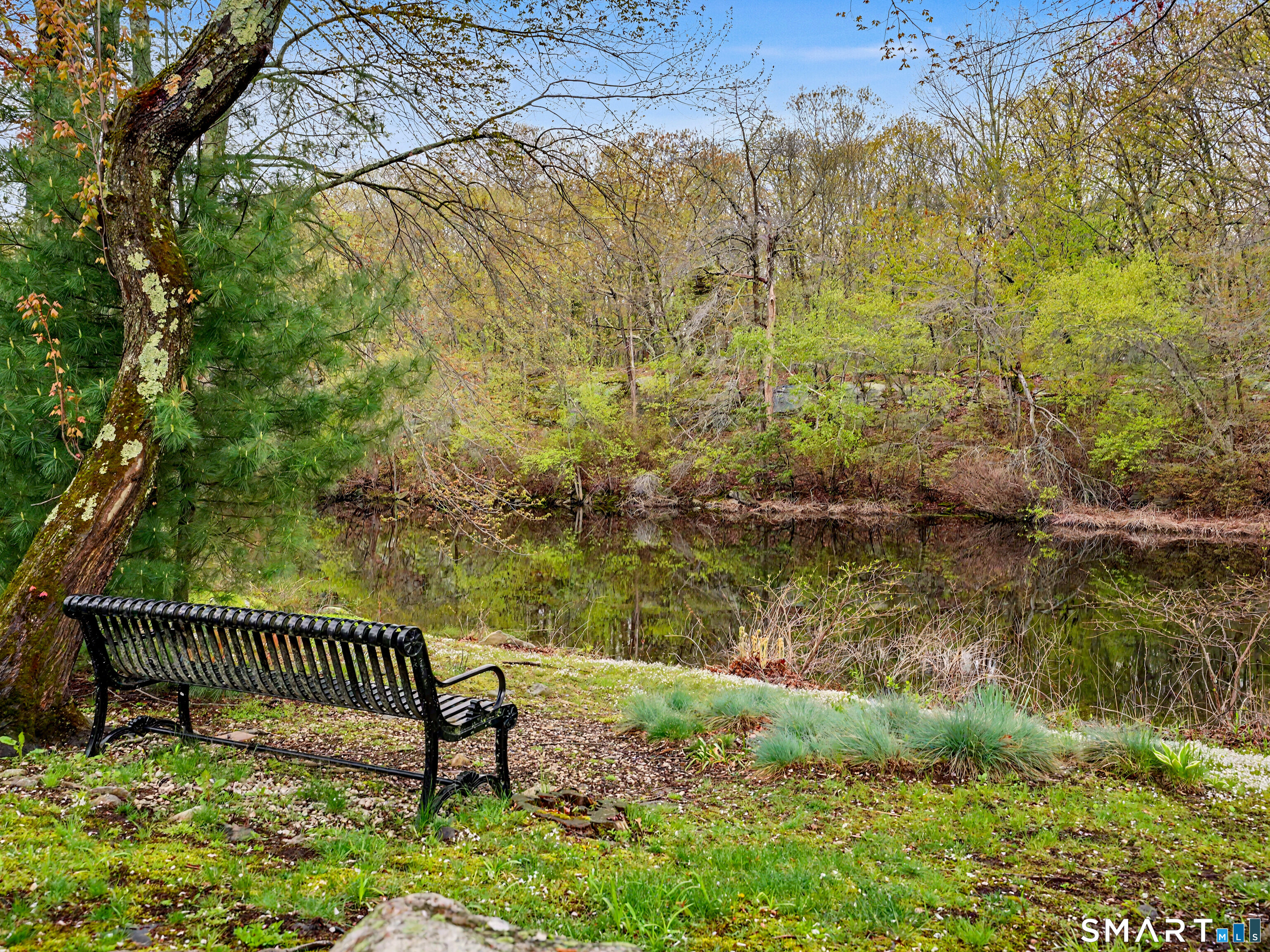 21 L Hermitage Drive Shelton CT 06484