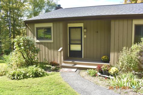 8 Tamarack Lane Woodbury CT 06798