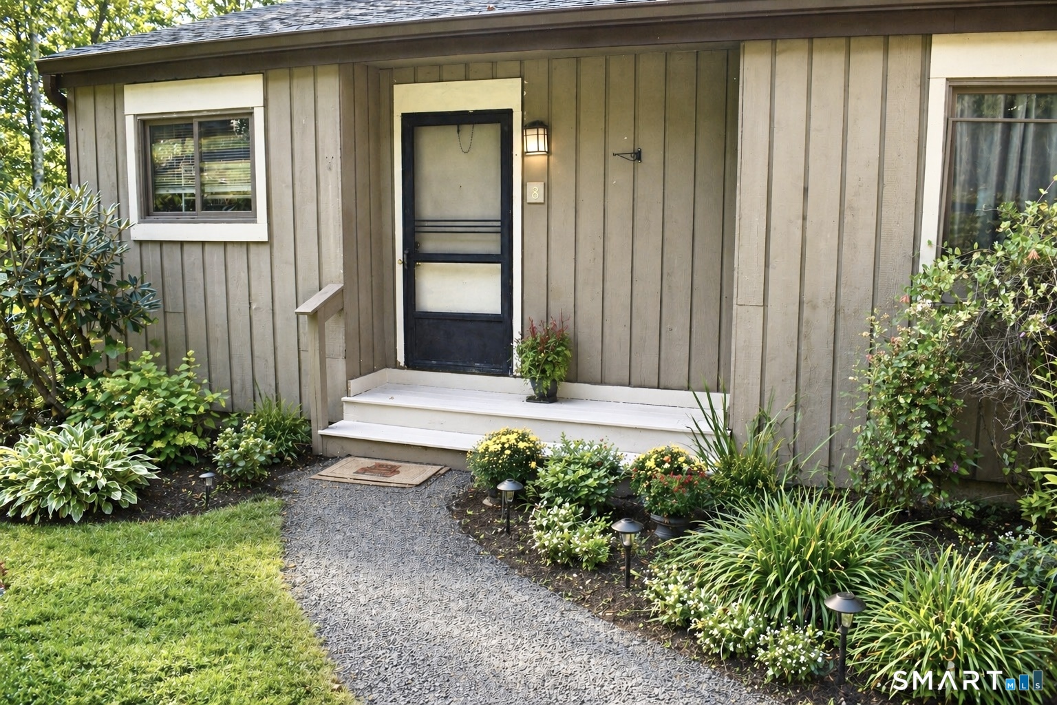 8 Tamarack Lane Woodbury CT 06798