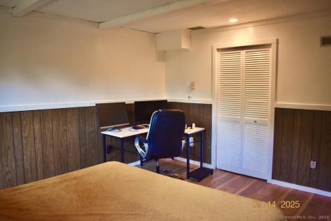 8 Tamarack Lane Woodbury CT 06798