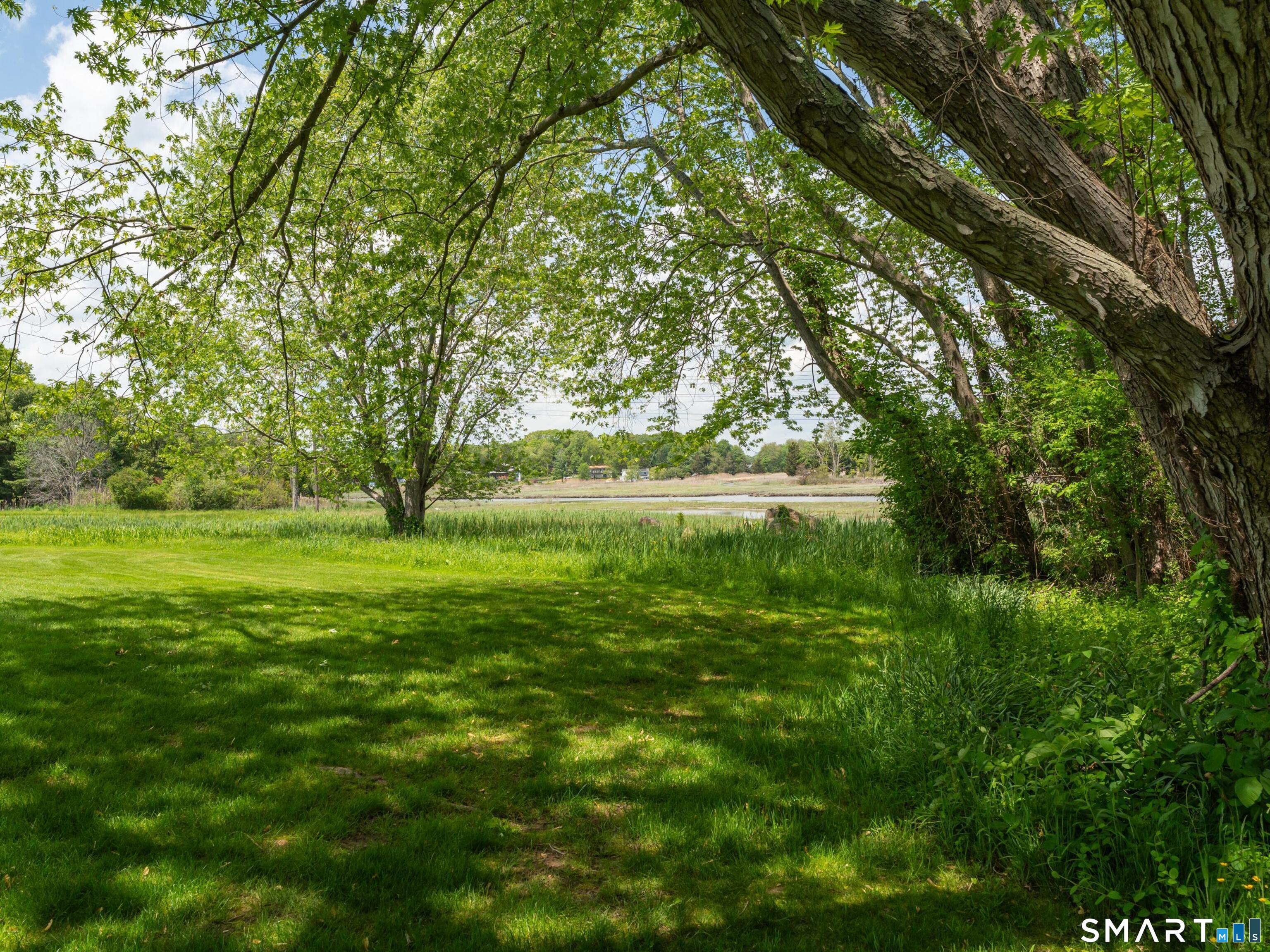 31 River Colony Guilford CT 06437