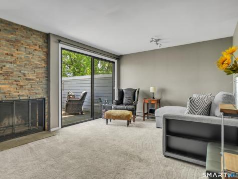 31 River Colony Guilford CT 06437