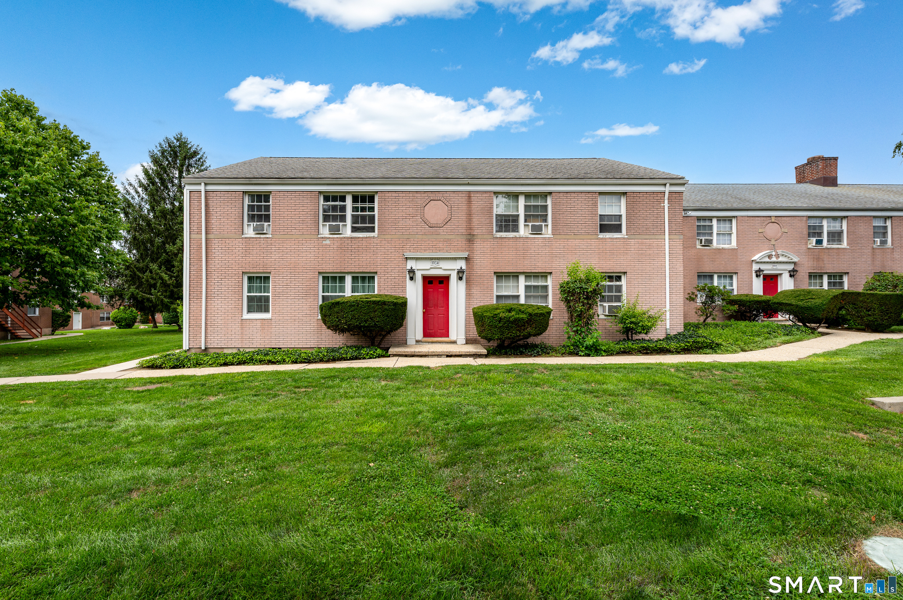 1084 East Main Street Stamford CT 06902