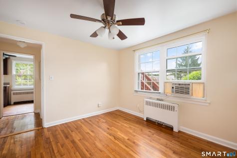 1084 East Main Street Stamford CT 06902