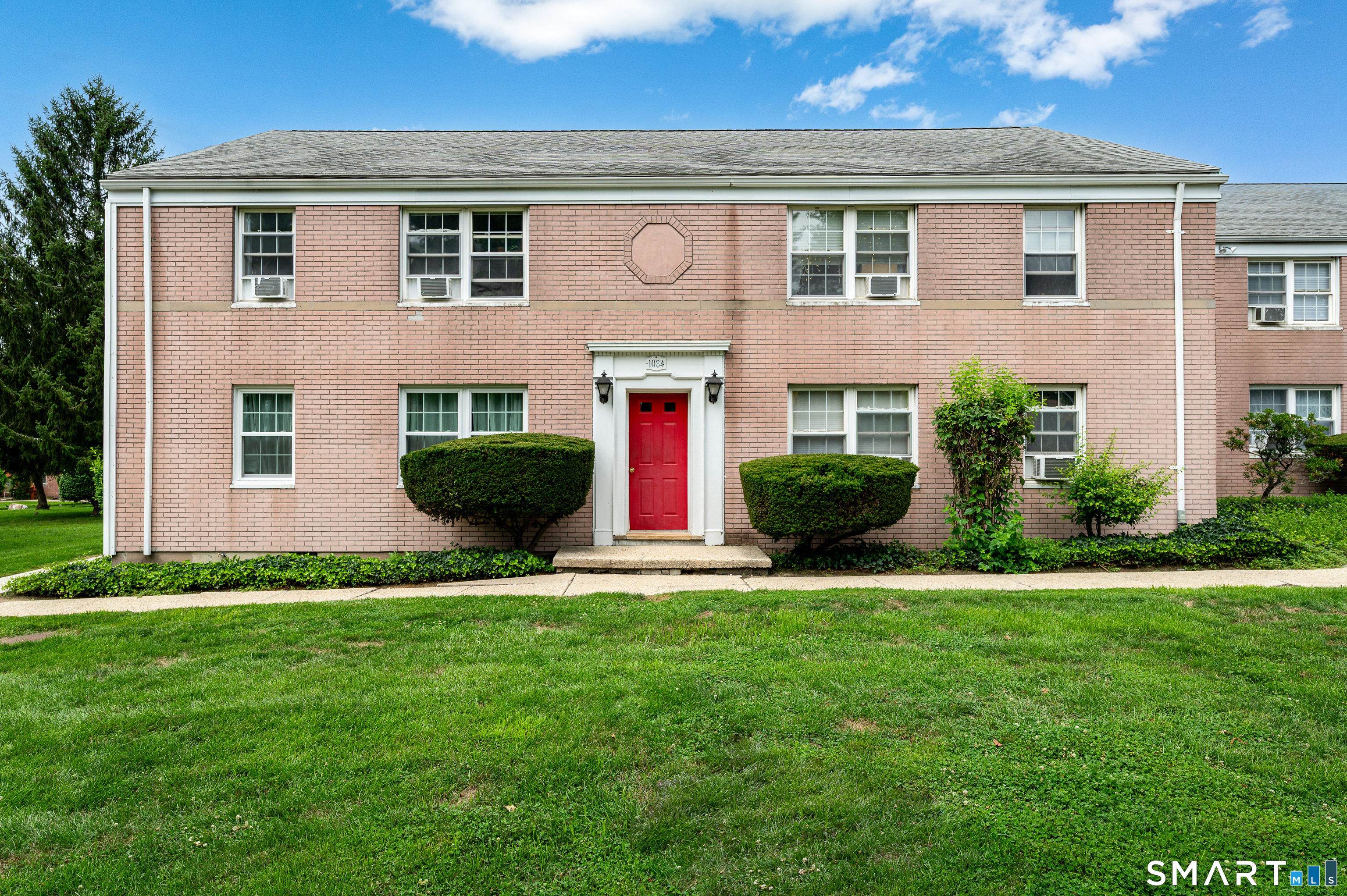 1084 East Main Street Stamford CT 06902