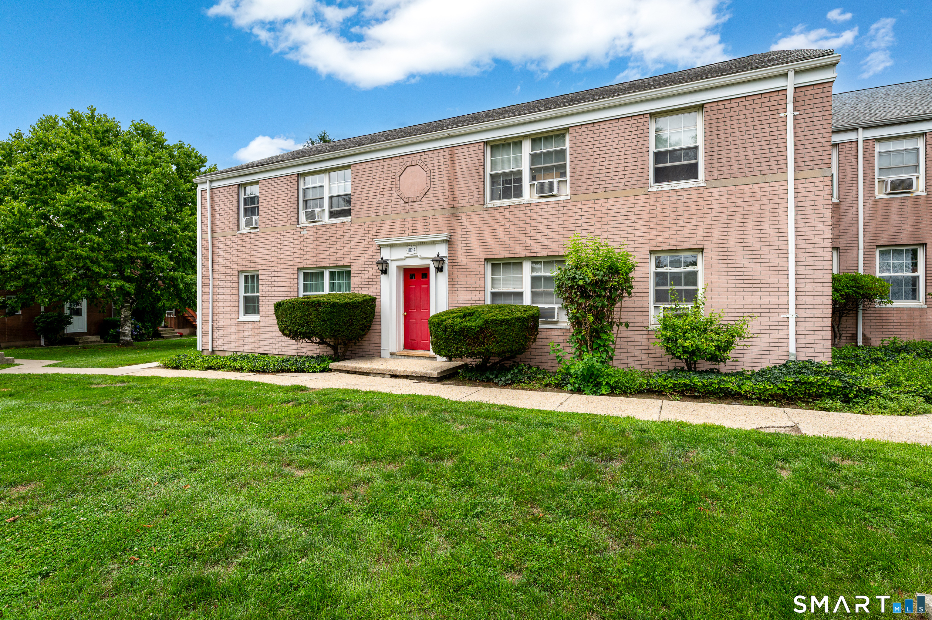 1084 East Main Street Stamford CT 06902