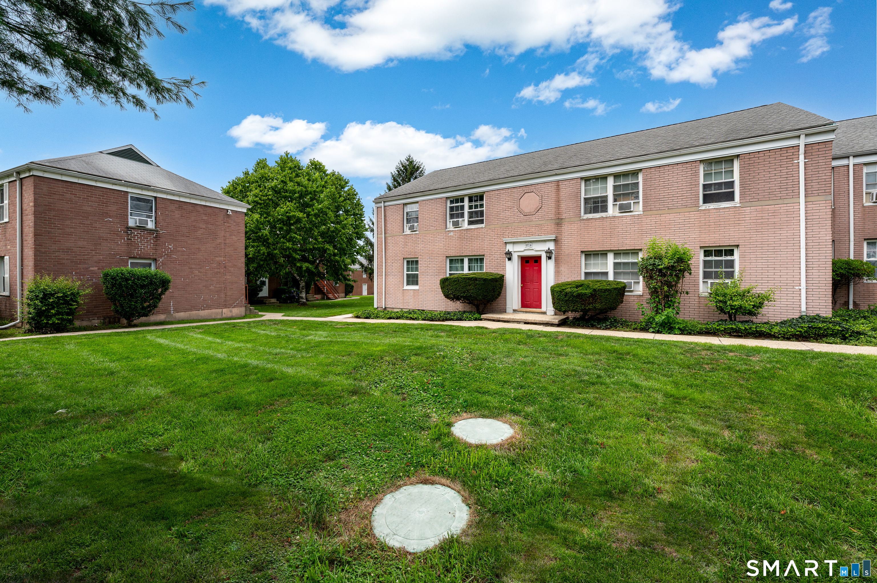 1084 East Main Street Stamford CT 06902