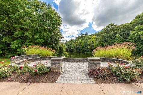 20 Marble Faun Lane Windsor CT 06095
