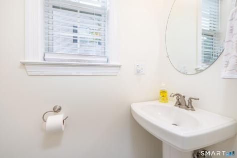 20 Marble Faun Lane Windsor CT 06095