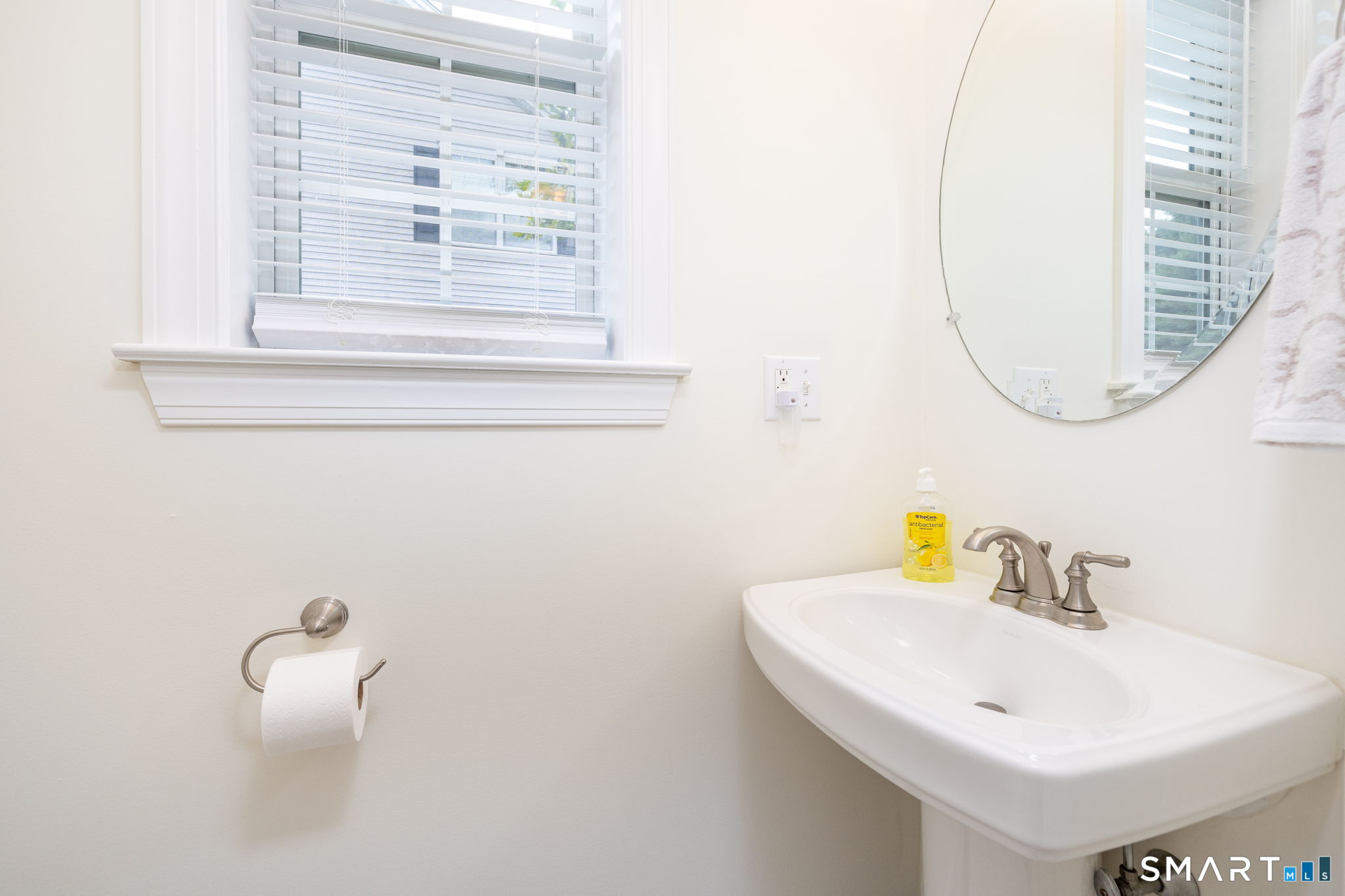 20 Marble Faun Lane Windsor CT 06095