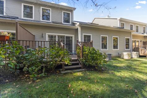 375 Allyn Street Groton CT 06355