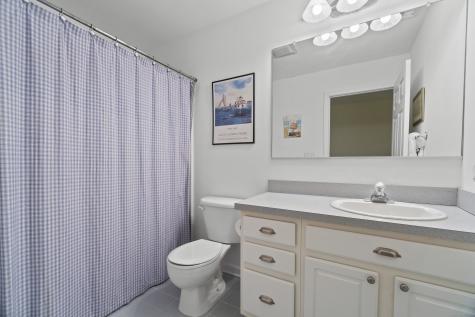 375 Allyn Street Groton CT 06355