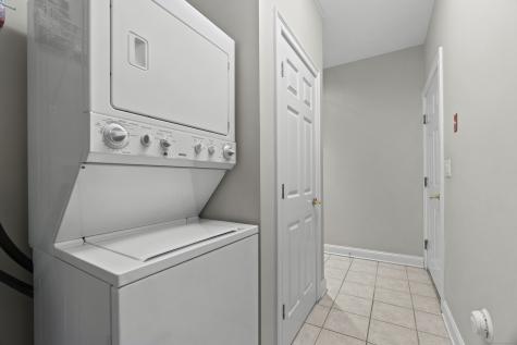 375 Allyn Street Groton CT 06355