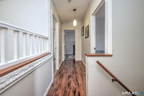 8 Inverness Square Middletown CT 06457