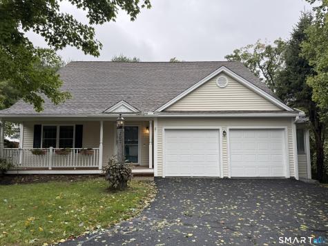 207 Woodlawn Drive Seymour CT 06483